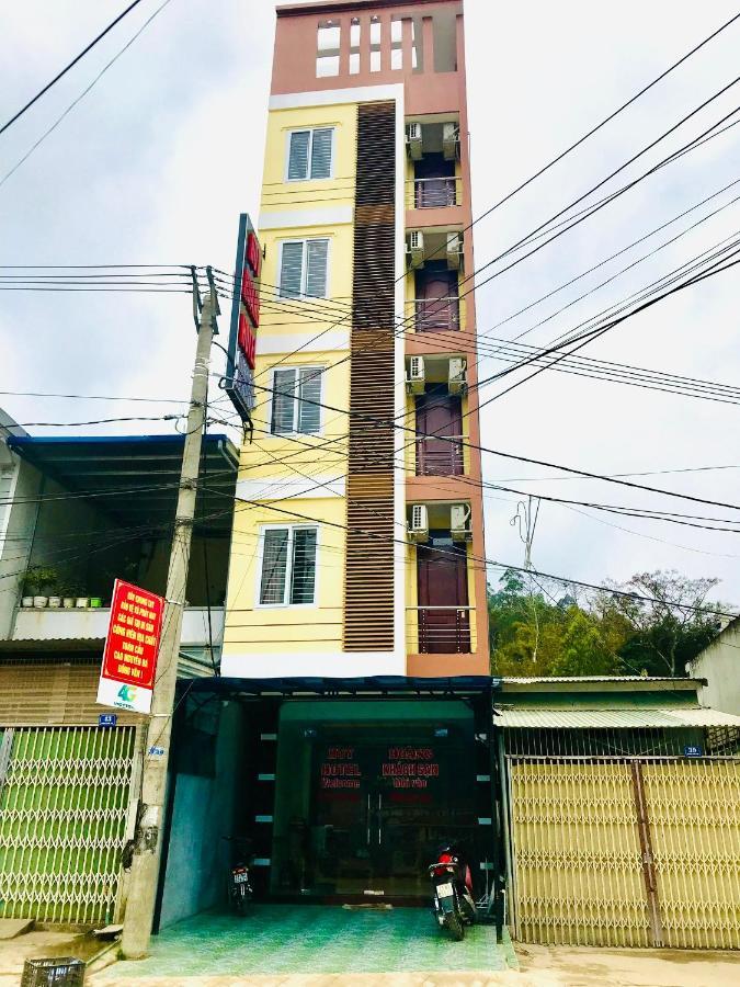 Huy Hoang Hotel Dồng Van Bagian luar foto