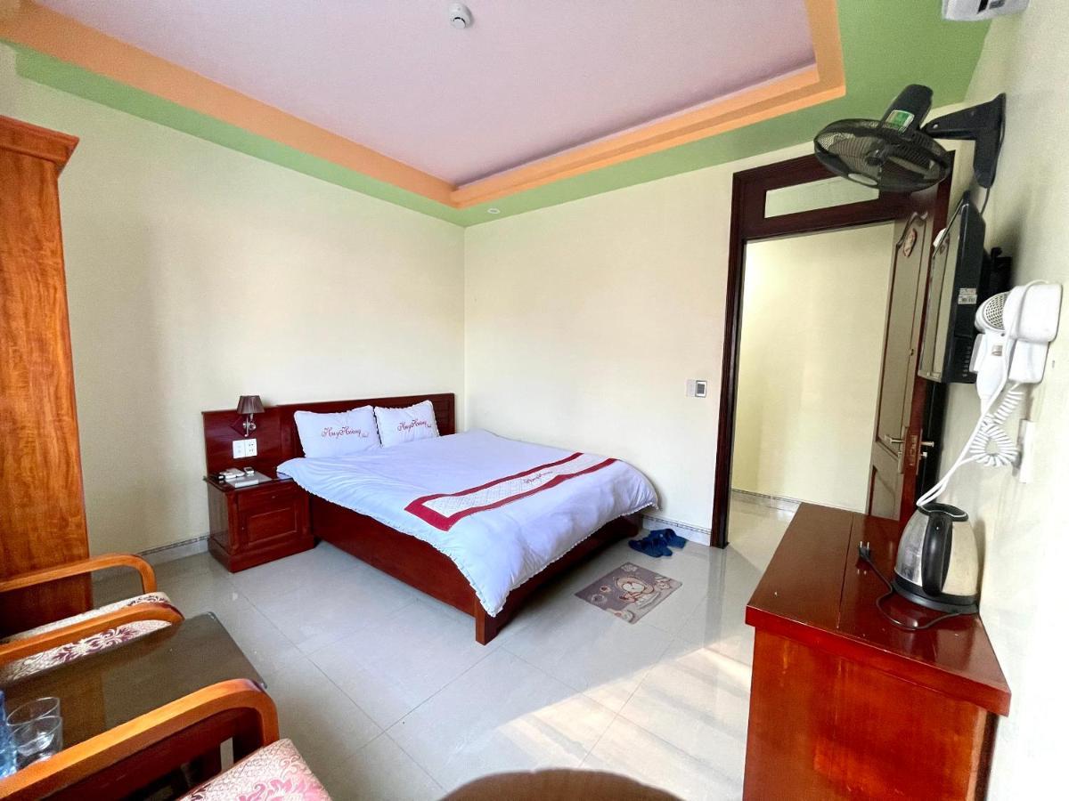 Huy Hoang Hotel Dồng Van Bagian luar foto